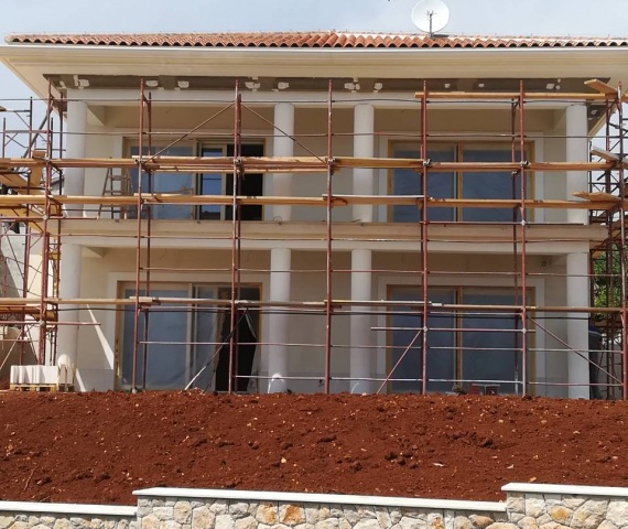 Stambena građevina u Garici